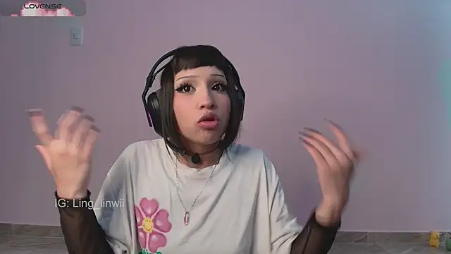 Chat +18 de ling_meow ao vivo