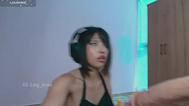 ling_meow's Webcam Show