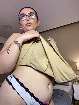 AlmaraRouge Chat XXX live