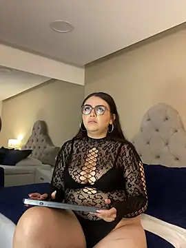 XXX chat uživo modela AlmaraRouge