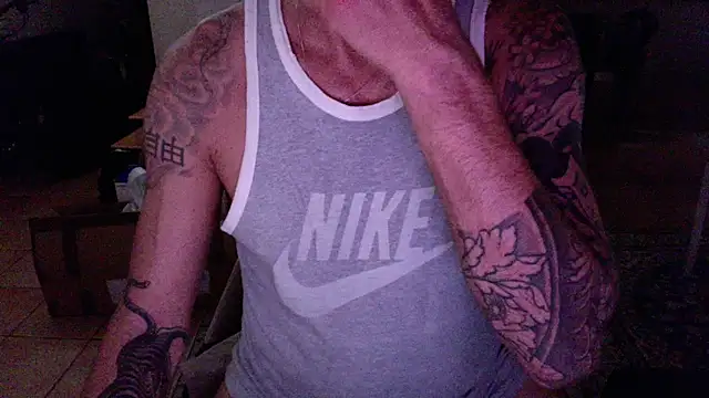 love_save_the_world Webcam show