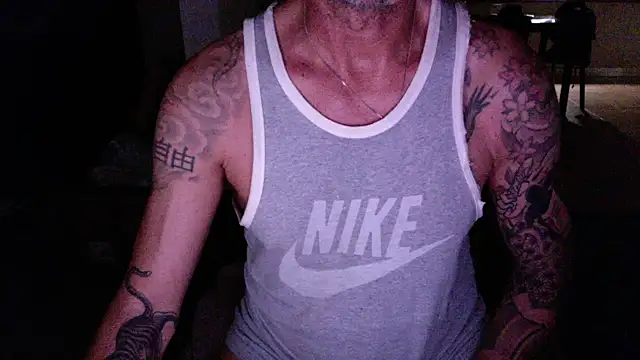 love_save_the_world Webcam show