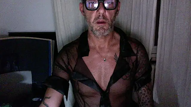 love_save_the_world Webcam show
