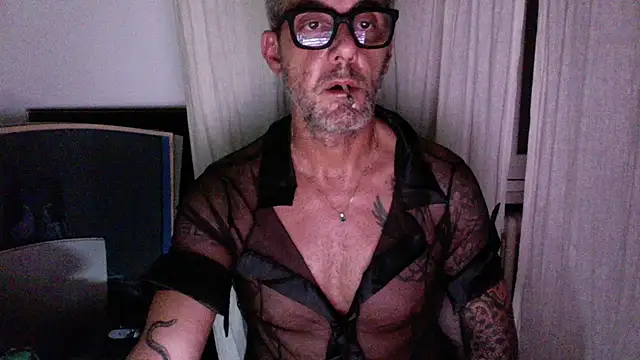 love_save_the_world's Webcam Show