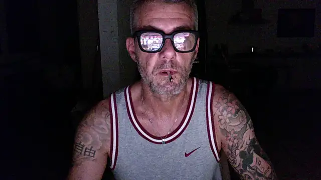 love_save_the_world Webcam show