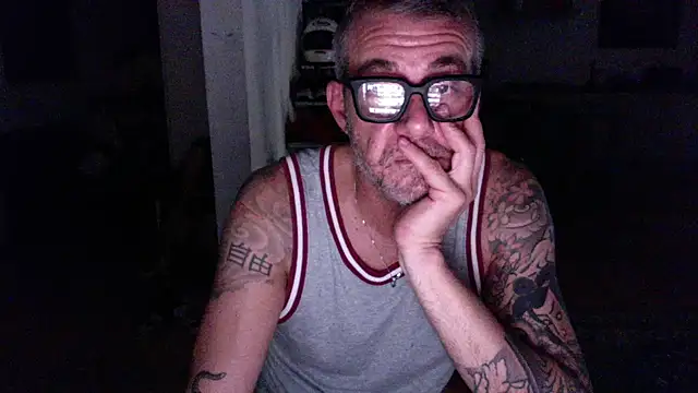 love_save_the_world Webcam show