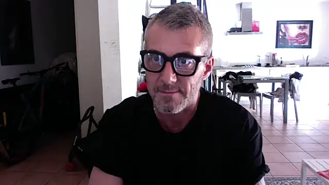 love_save_the_world Webcam show