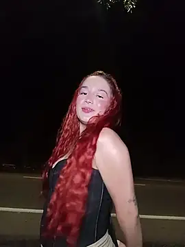 isabella_ferrer99 Adlı Modelin Web Kamerası Şovu