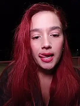 isabella_ferrer99 Show in webcam