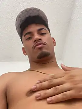 Ares_DAMM Pertunjukan Webcam
