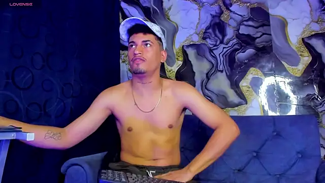 Ares_DAMM Pertunjukan Webcam