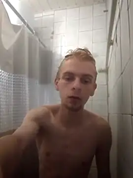 Loshka19's Webcam Show