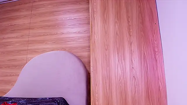 kiara_lp's Live Chat Room