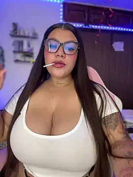 Chat XXX en directo de michellesexxxy3