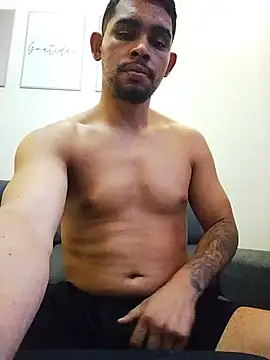Show de hugoafricano na webcam