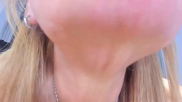 queenstarhy 실시간 채팅방