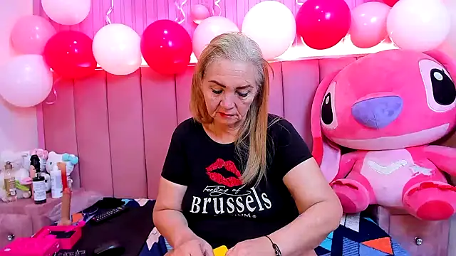 عرض كام queenstarhy