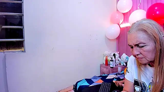 queenstarhy Webcam show