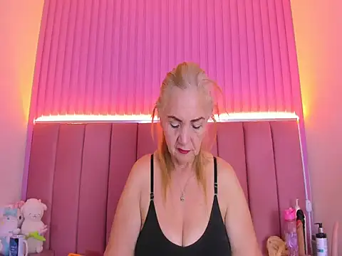 عرض كام queenstarhy