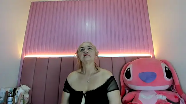 queenstarhy 网络视讯表演