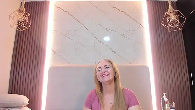 queenstarhy's Webcam Show