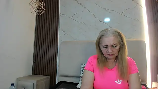 Show Webcam de queenstarhy