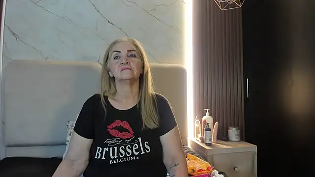 queenstarhy's Webcam Show