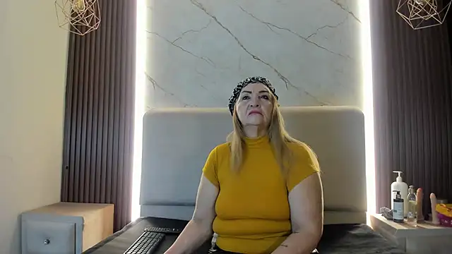 queenstarhy's Webcam Show