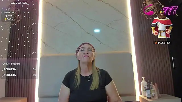 queenstarhy 网络视讯表演
