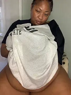 ChubbySpiderx webkamerás műsora