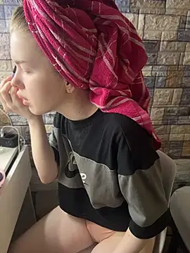 KayShaw Adlı Modelin Canlı XXX Sohbeti