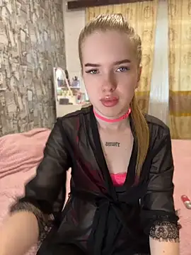 KayShaw Adlı Modelin Canlı XXX Sohbeti