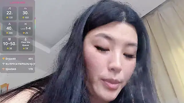 Tavie1744's Live XXX Chat
