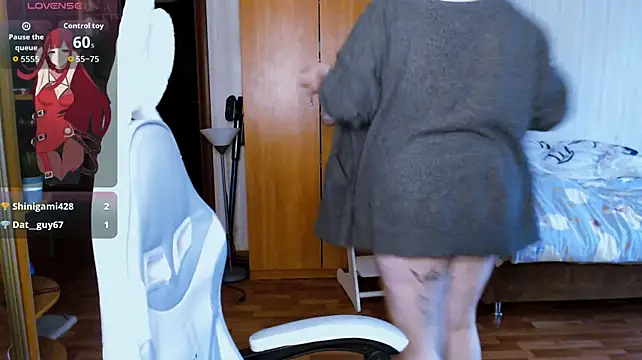 Chatroom XXX en direct de EyesUpHere8