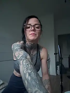 SkinnyLilly Webcam-Show