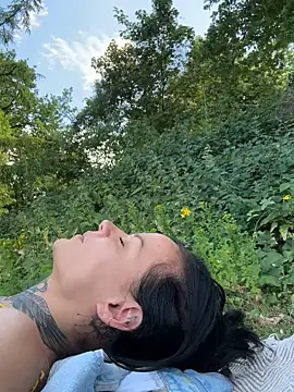 SkinnyLilly Webcam-Show