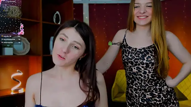 Pokazy przed kamerką – dolly_sunshine
