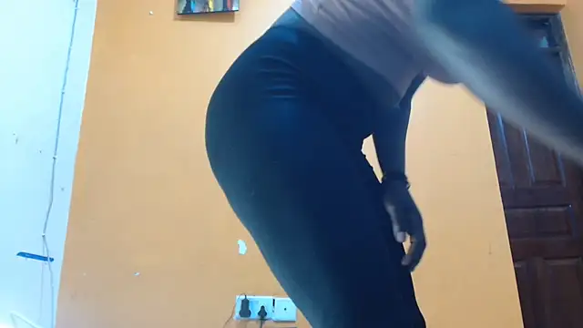 Chat XXX ao vivo de Africanbabe_