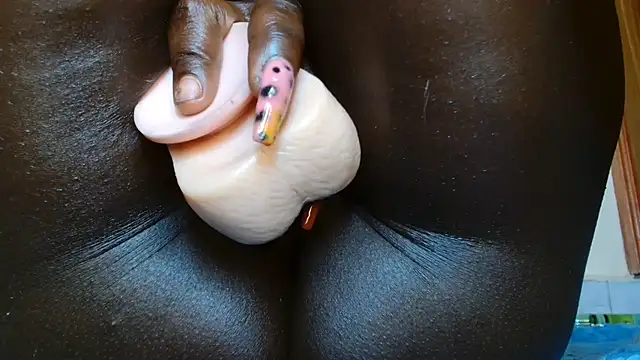 Živý XXX chat Africanbabe_