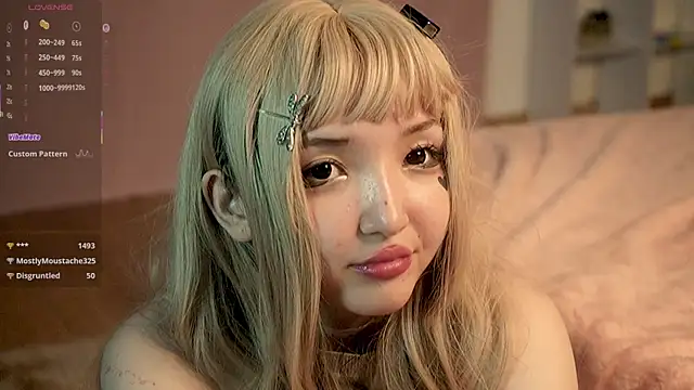 Linhmew's Live XXX Chat