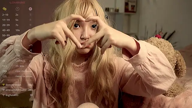 Linhmew 即時 XXX 聊天