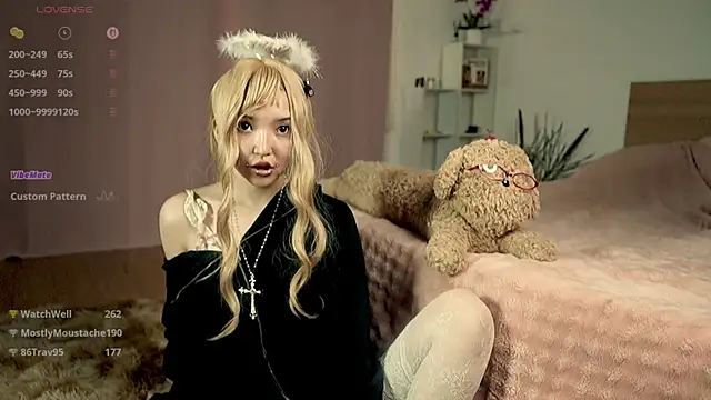 Chat +18 de Linhmew ao vivo
