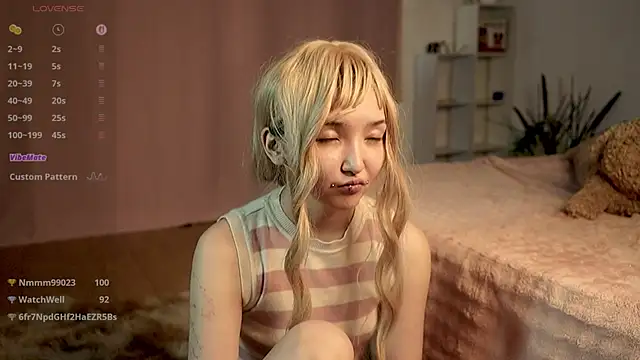 Онлайн чат XXX Linhmew