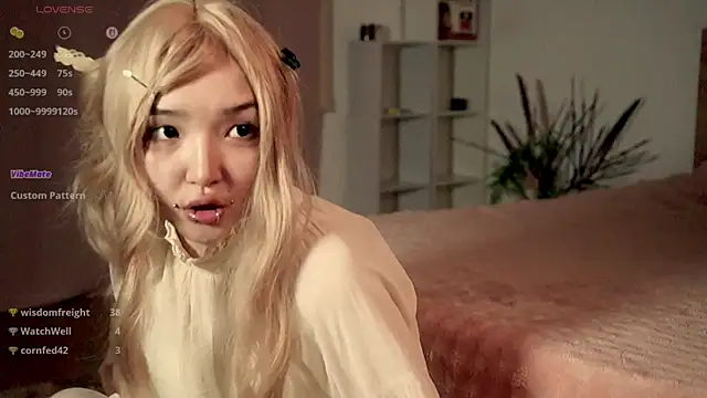 Linhmew's Live XXX Chat