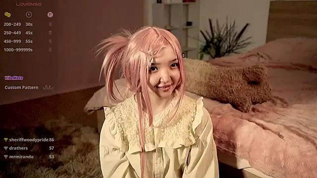 Linhmew Chat XXX live