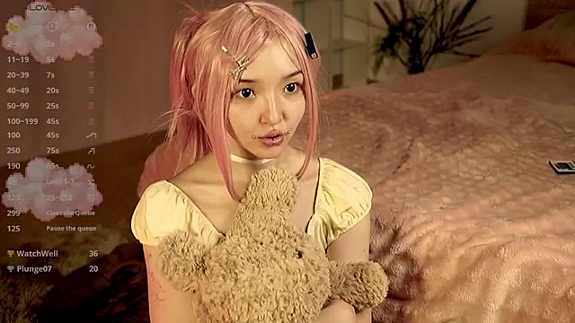 Linhmew's Live XXX Chat