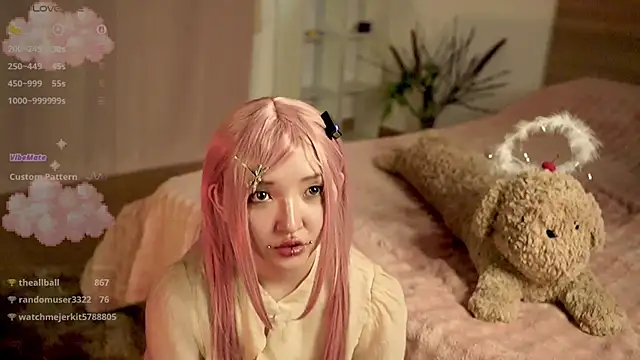 Linhmew Chat XXX live