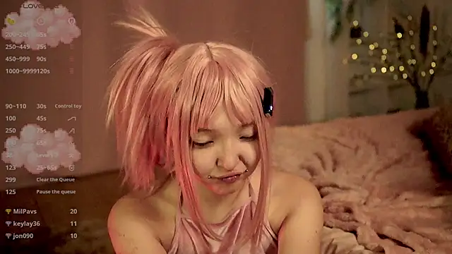 Linhmew's Webcam Show