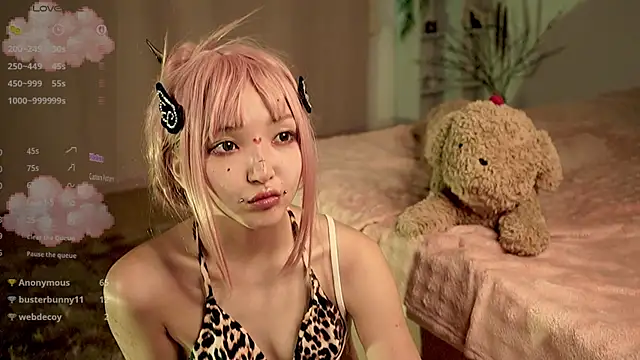 Chat XXX en directo de Linhmew