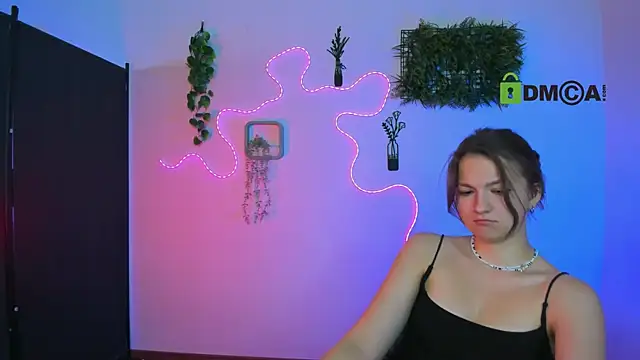 دردشة liana_best الجنسية المباشرة